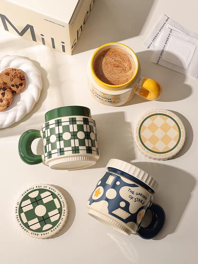 Designer's Canvas Ceramic Mug - Vibrant Lidded Art Cup Collection